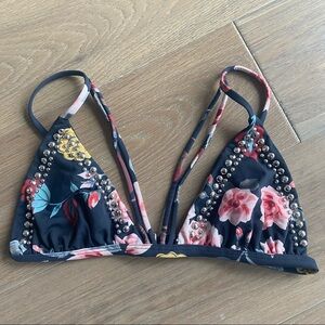 ‼️RARE‼️🎸Beach Riot🎸Floral Studded Bikini Top—M